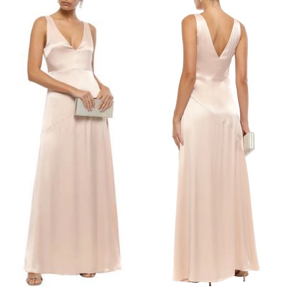 NWT Les Heroines the Wangari satin deep neckline maxi dress/gown with fluted hem - Picture 3 of 8